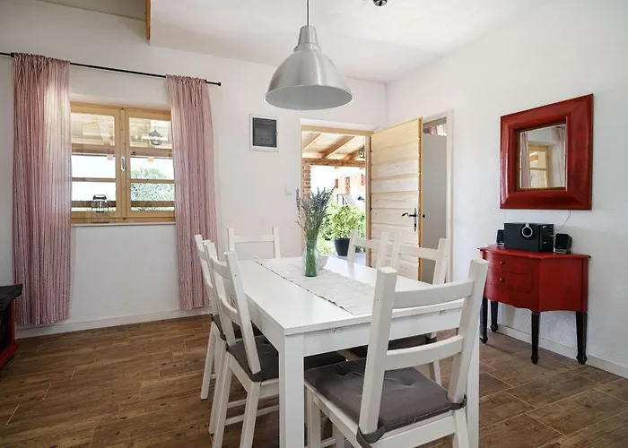 Country House Frane